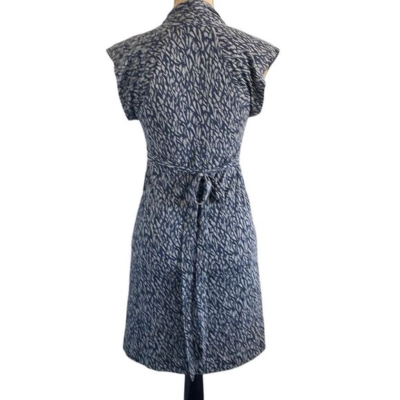 EUC! French Connection Gray Blue Everyday Mini Dress - Size 0-2 - Picture 6 of 7